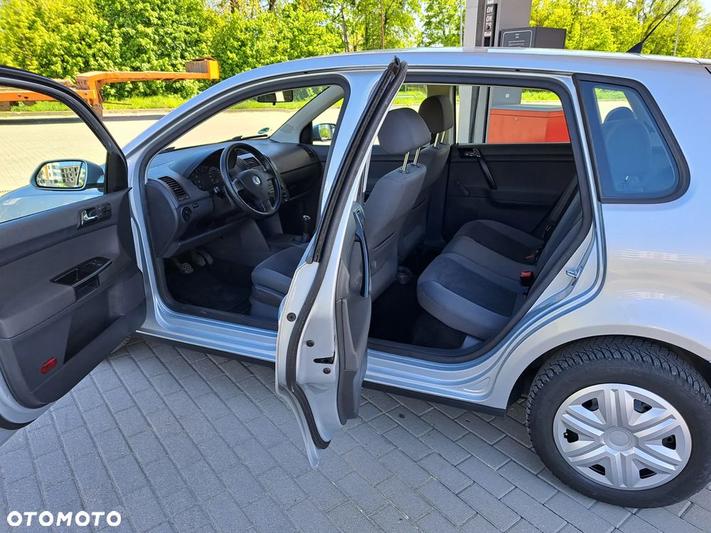 Volkswagen Polo - 10