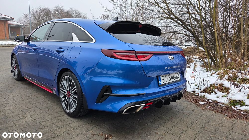 Kia ProCeed - 7