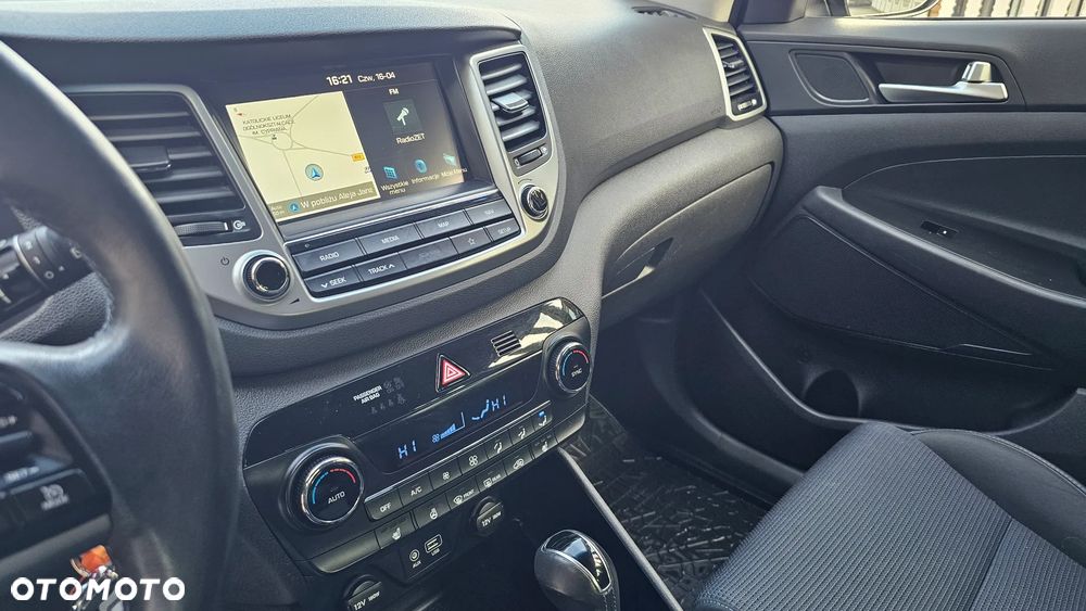 Hyundai Tucson blue 1.7 CRDi 2WD DCT Passion Plus - 30