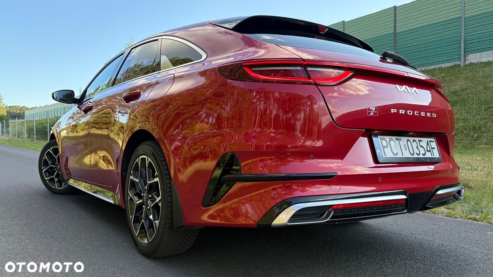 Kia ProCeed - 11