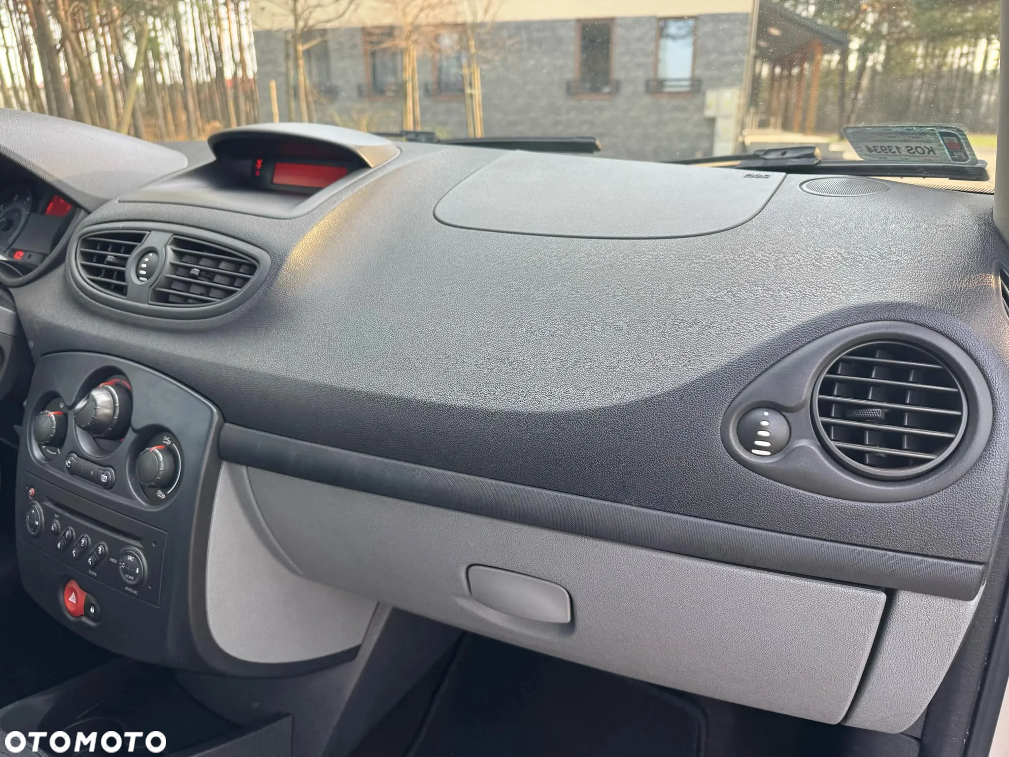 Renault Clio 1.2 16V All Inclusive - 15
