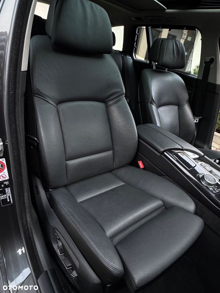 BMW Seria 5 520d Luxury Line - 16