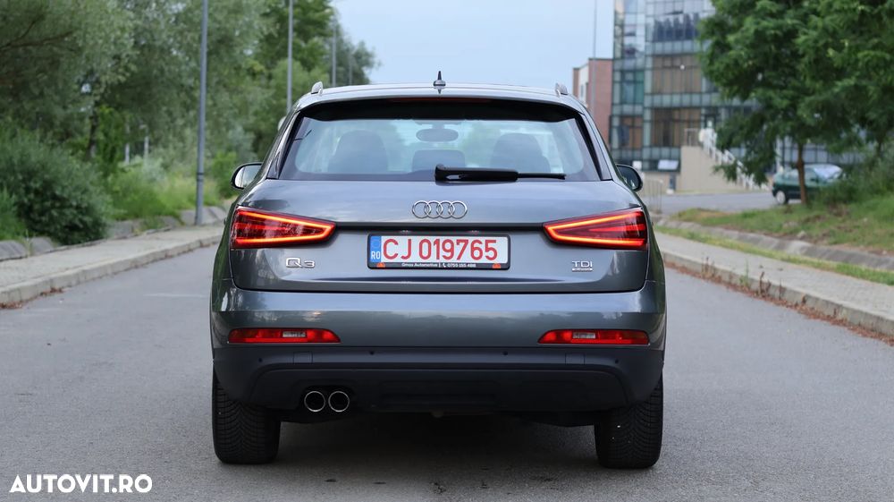 Audi Q3 2.0 TDI Quattro S tronic - 37