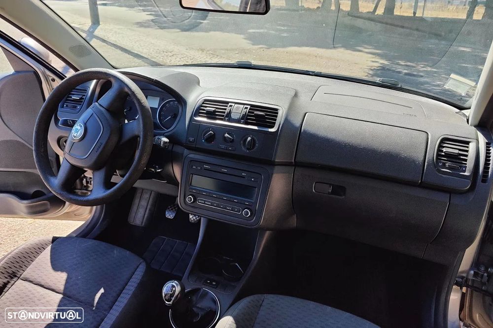 Skoda Fabia 1.2 TDi Active — fotografia 5