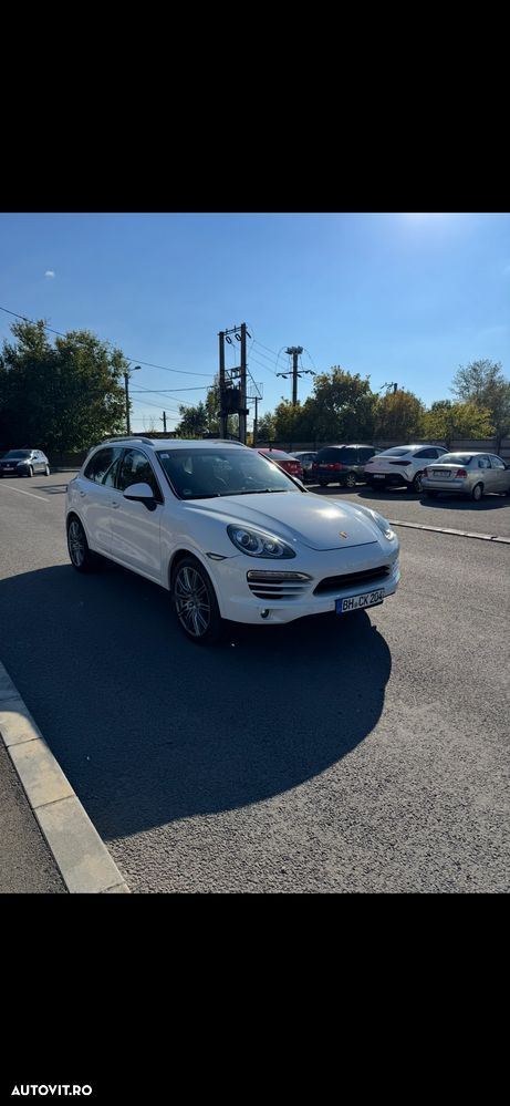Porsche Cayenne Diesel Platinum Edition - 3