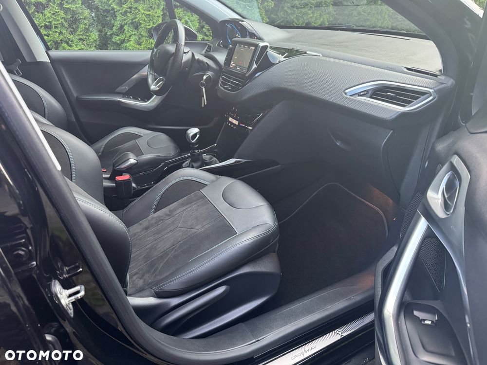 Peugeot 2008 1.2 Pure Tech GPF Allure S&S - 8