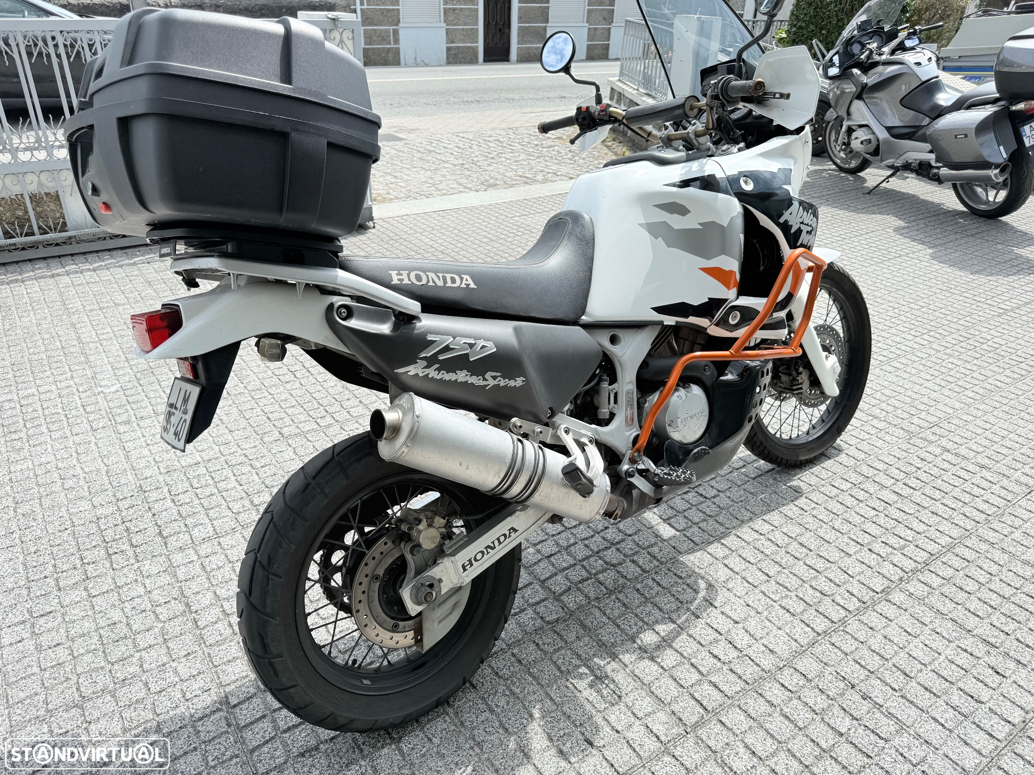 Honda Africa Twin XRV 750 - 2