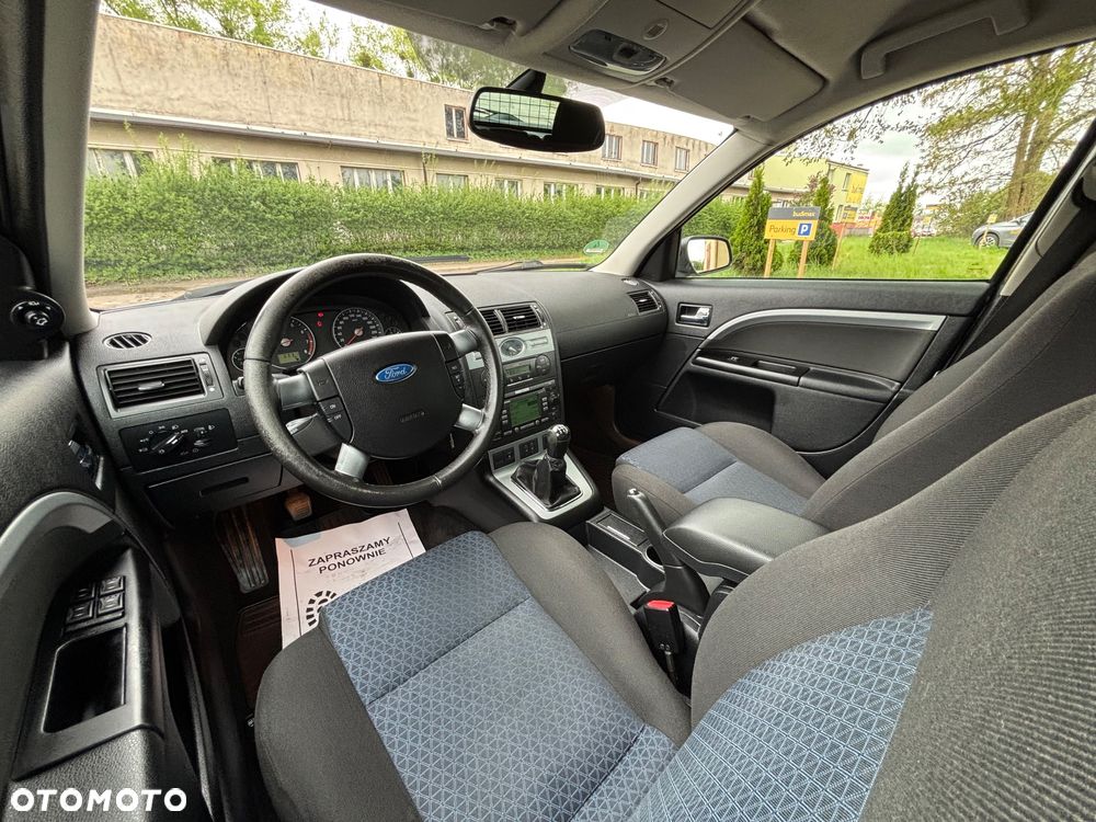 Ford Mondeo 2.0 Viva Titanium - 27