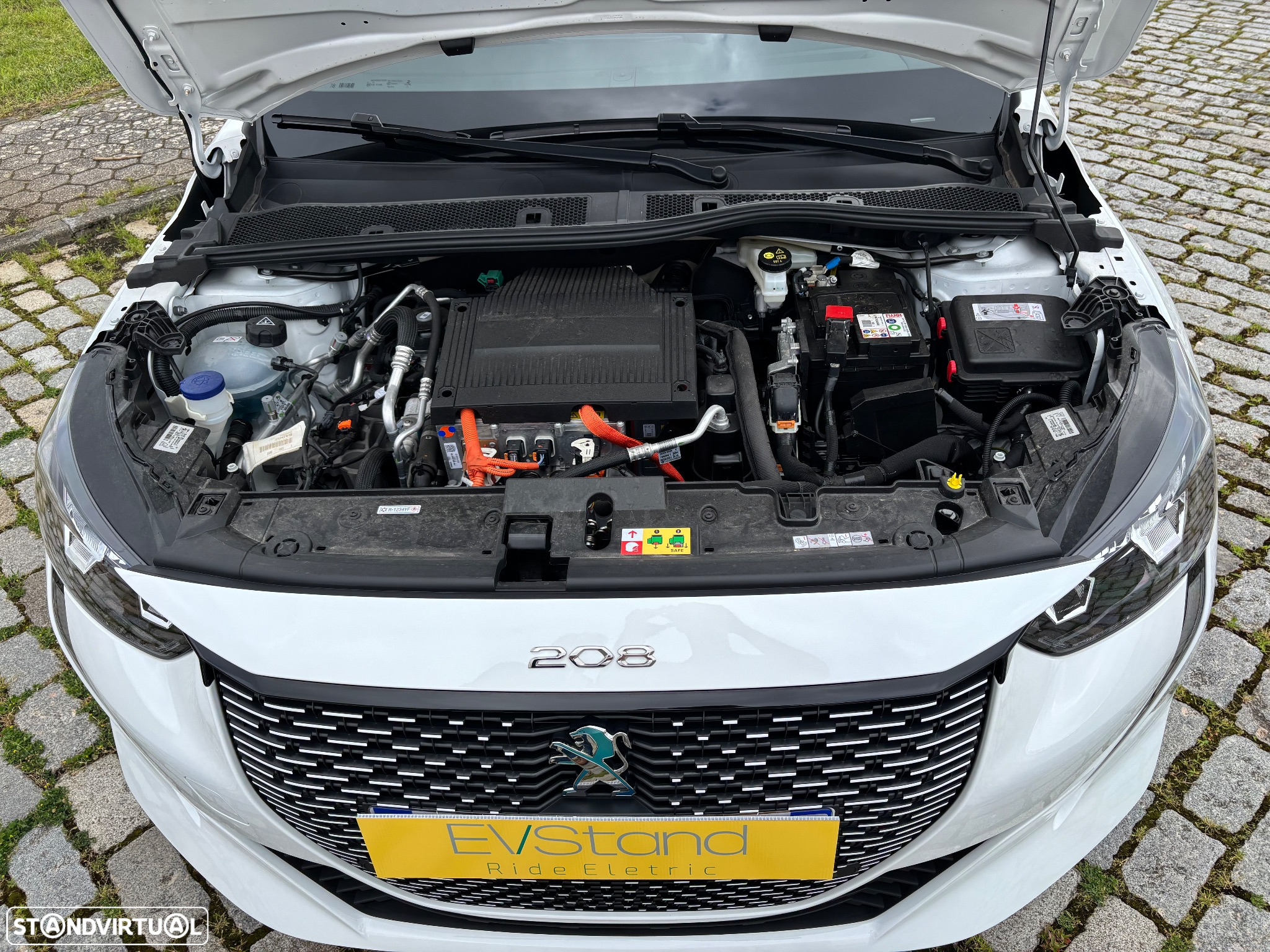 Peugeot e-208 50 kWh Active Pack - 8
