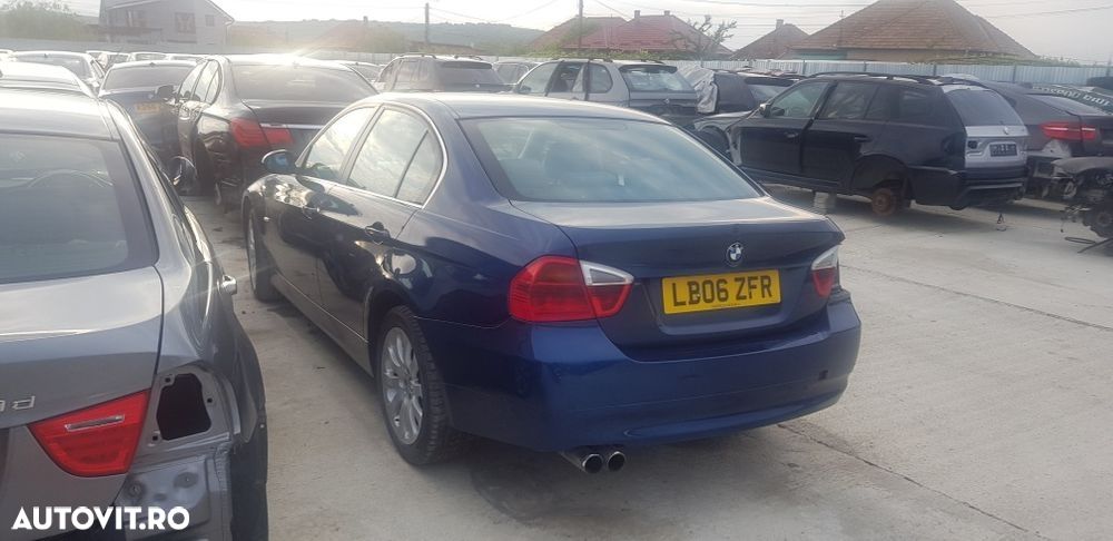 BMW 330d - 1