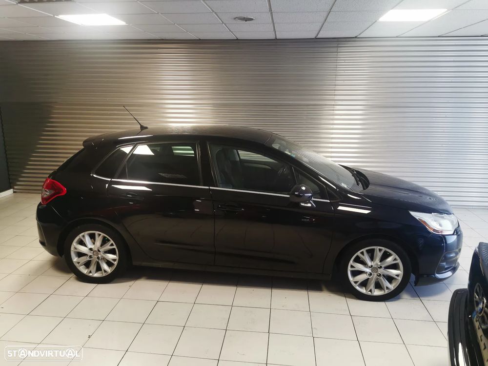 Citroën C4 e-HDi 110 EGS6 Stop/Start System Exclusive - 8