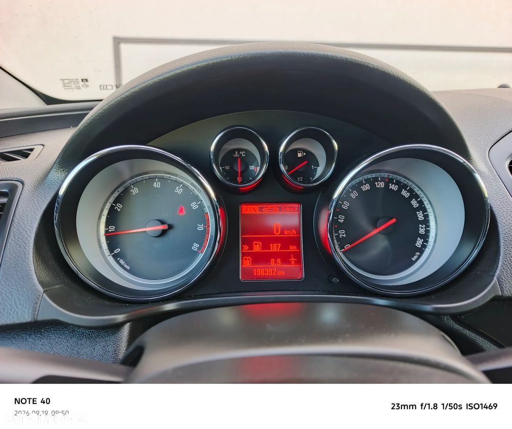 Opel Insignia 1.8 Executive - 22