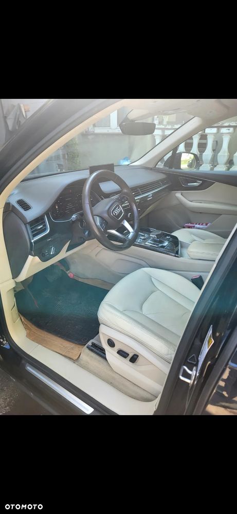 Audi Q7 3.0 TFSI Quattro Tiptronic - 5