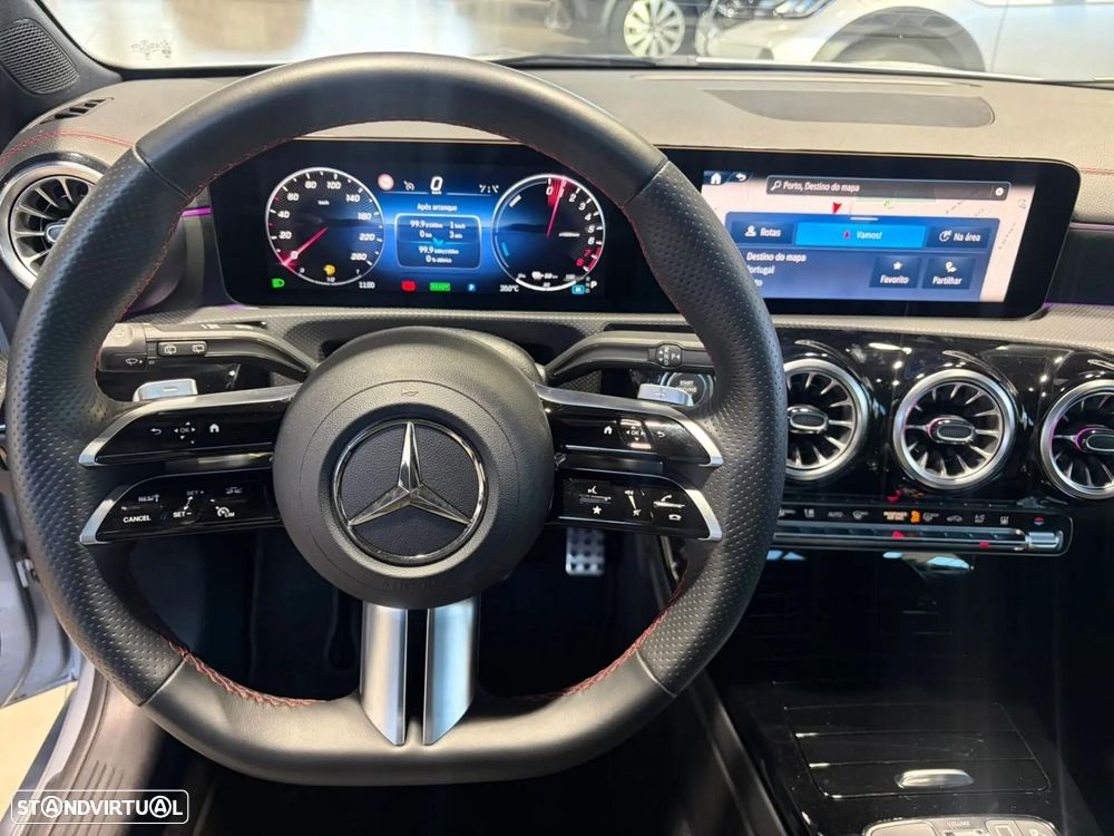 Mercedes-Benz CLA 250 e 8G-DCT AMG Line - 26