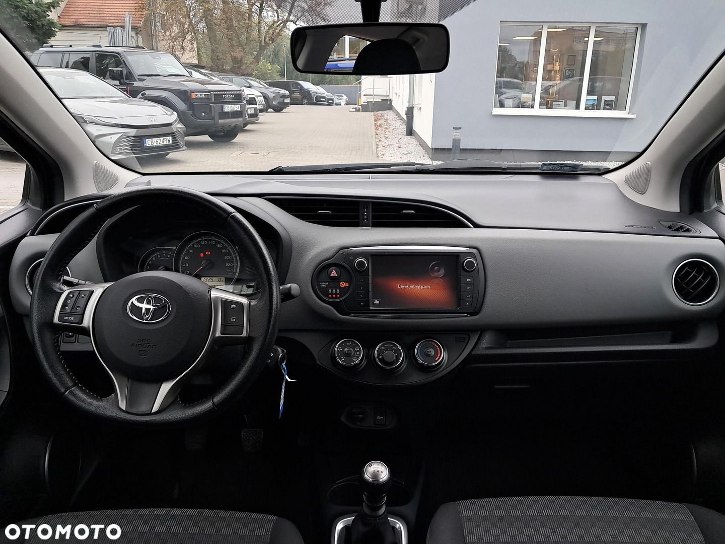 Toyota Yaris - 26