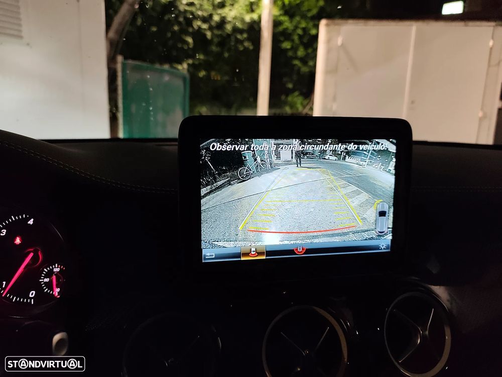 Mercedes-Benz GLA 220 d 7G-DCT AMG Line - 9