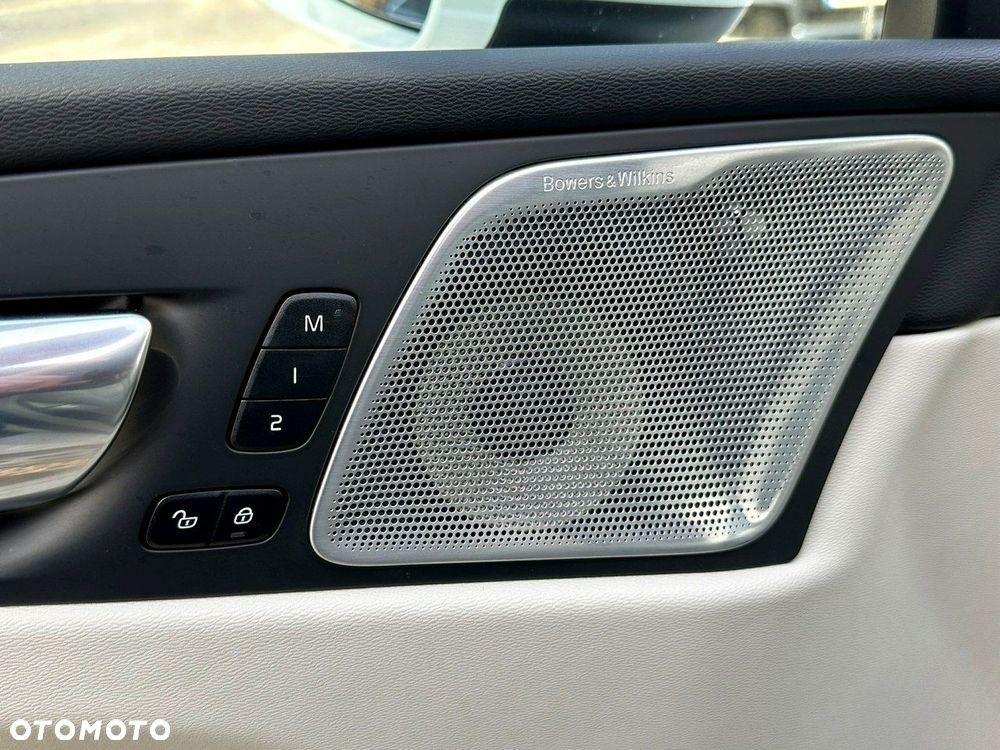 Volvo XC 60 D5 AWD Inscription - 16