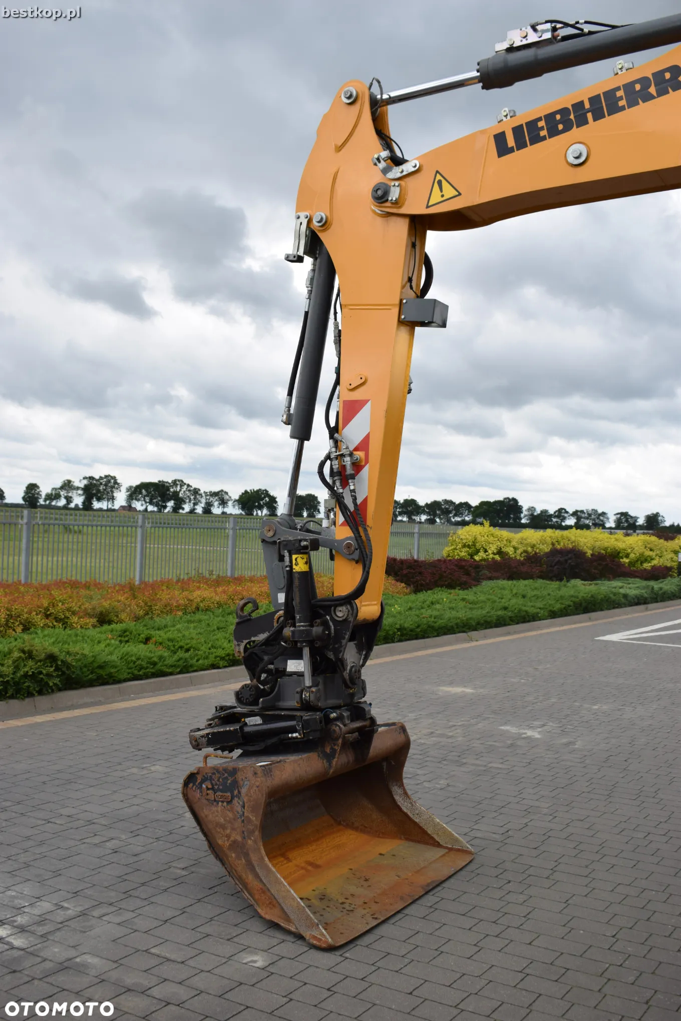 Liebherr A910 Compact Litronic - 15