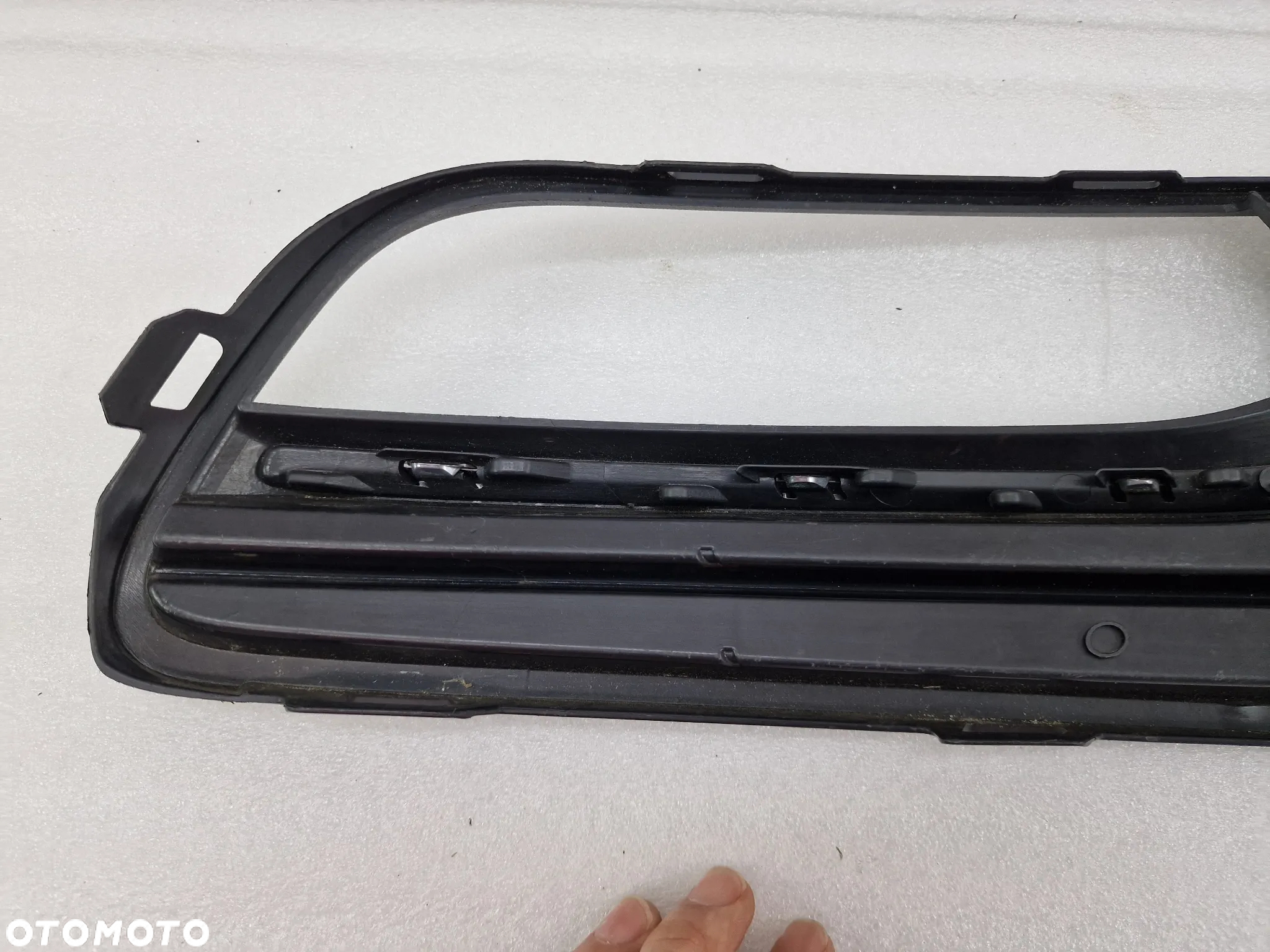 VW POLO 6C0 LIFT 13- LEWA KRATKA BOCZNA ZDERZAKA PRZEDNIEGO PRZÓD , 6C0853665K , NR AUKCJI E/78 - 20