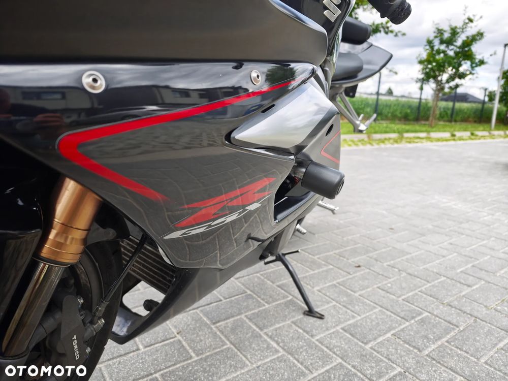 Suzuki GSX-R - 19