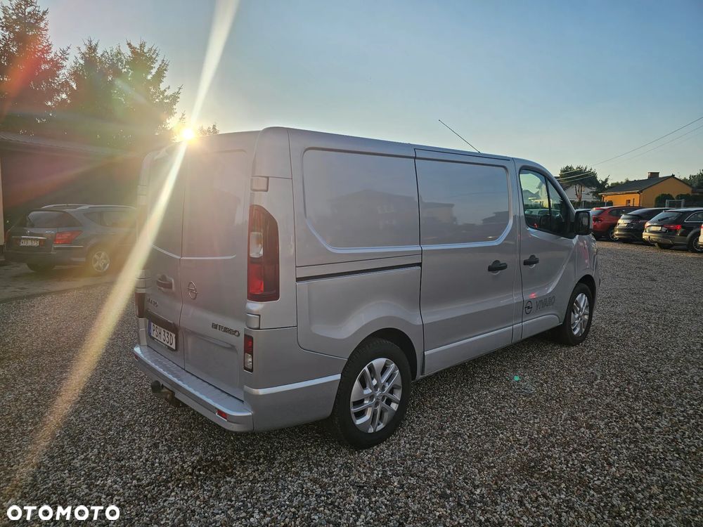 Opel Vivaro - 6