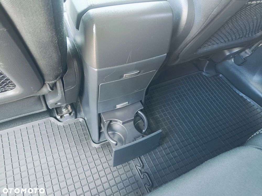 Chevrolet Captiva 2.4 2WD 5 Sitzer LS - 19
