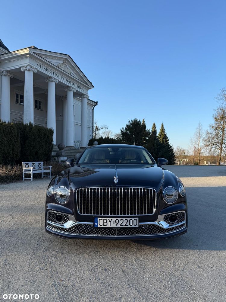 Bentley Flying Spur Azure - 6