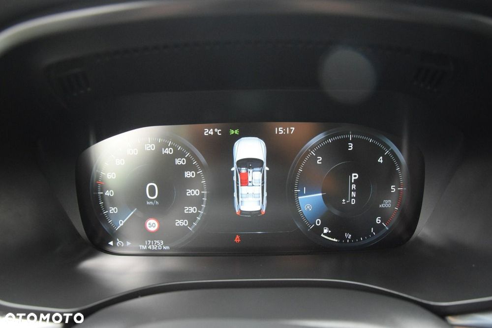 Volvo XC 60 D4 AWD Geartronic Momentum - 40