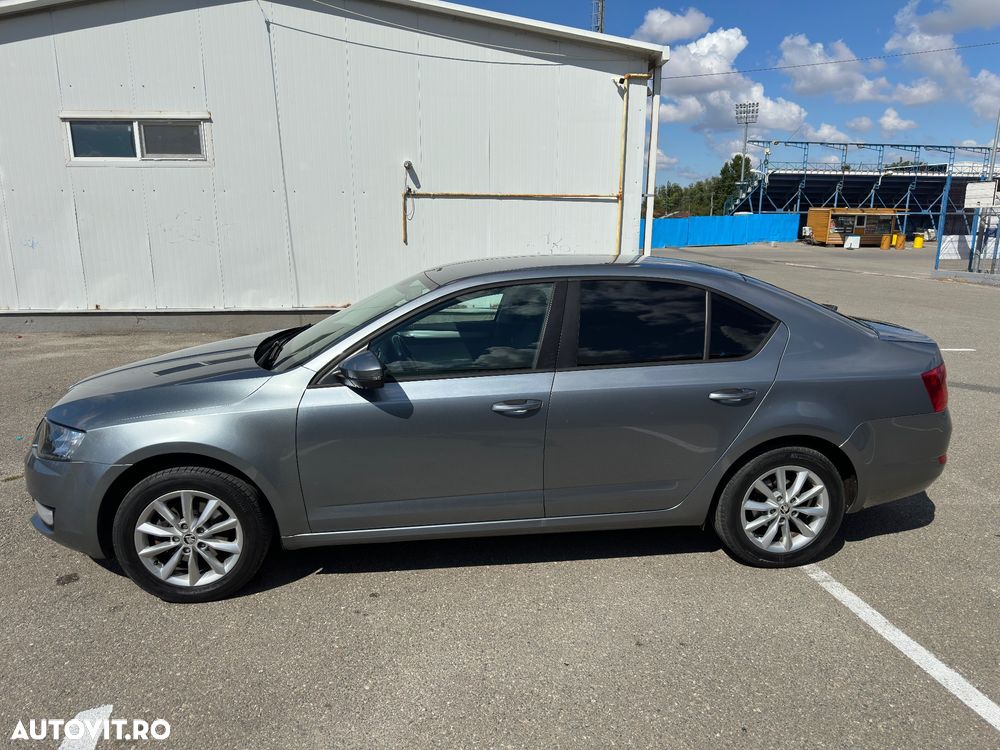 Skoda Octavia - 2