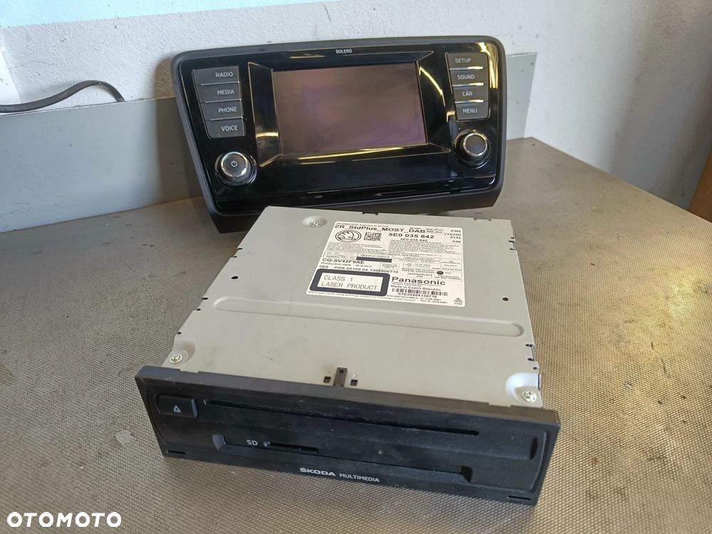 Radio Ekran Skoda Octavia 3 III Czytnik Multimediów Wyświetlacz 5E0035842 5E0919605B - 1