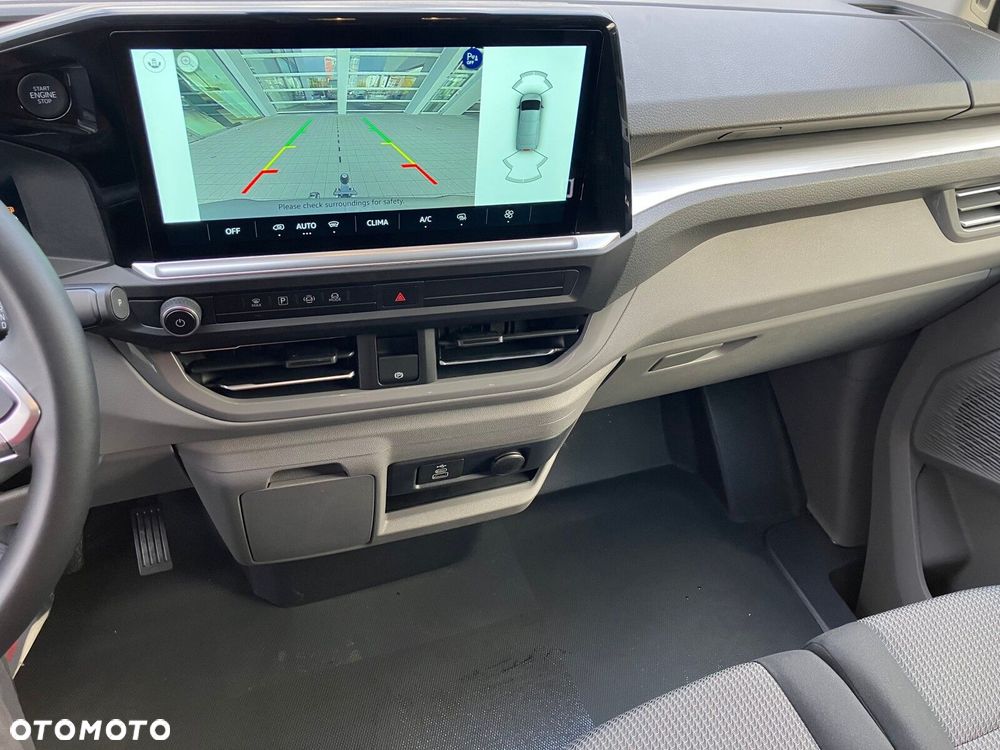 Volkswagen Transporter Transporter Furgon silnik: 2,0 l TDI 150 KM / skrzynia biegów: 8-biegowa automatyczna rozstaw osi: 3500 mm - 6