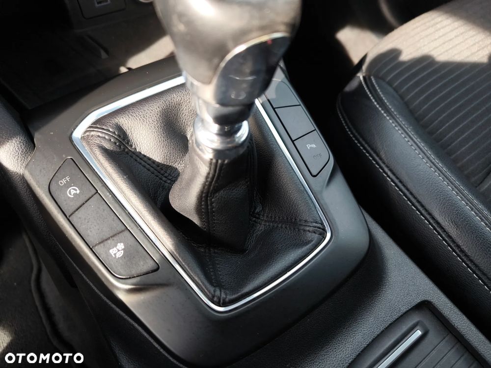 Ford Kuga 1.5 EcoBoost TITANIUM X - 13