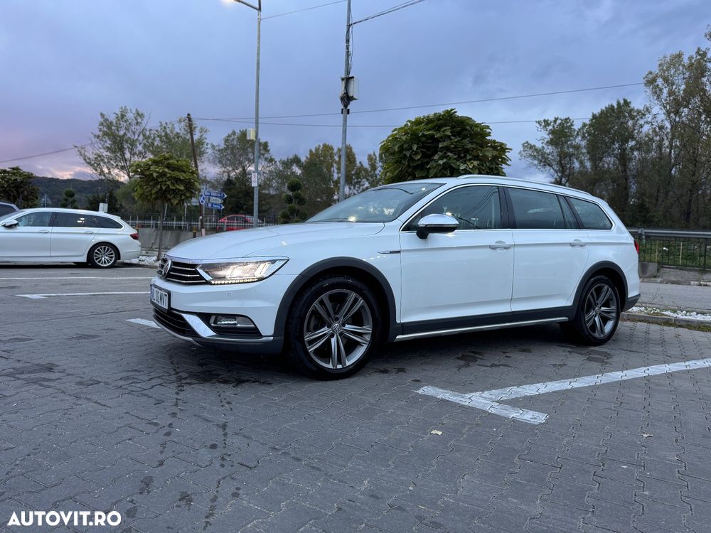 Volkswagen Passat Alltrack - 1