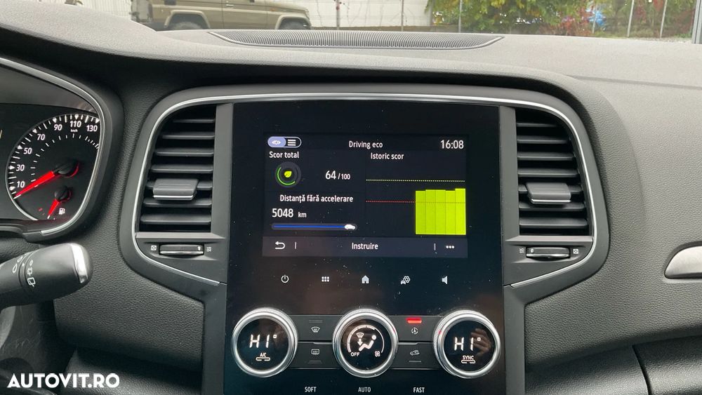 Renault Megane Blue dCi 116 Zen - 21