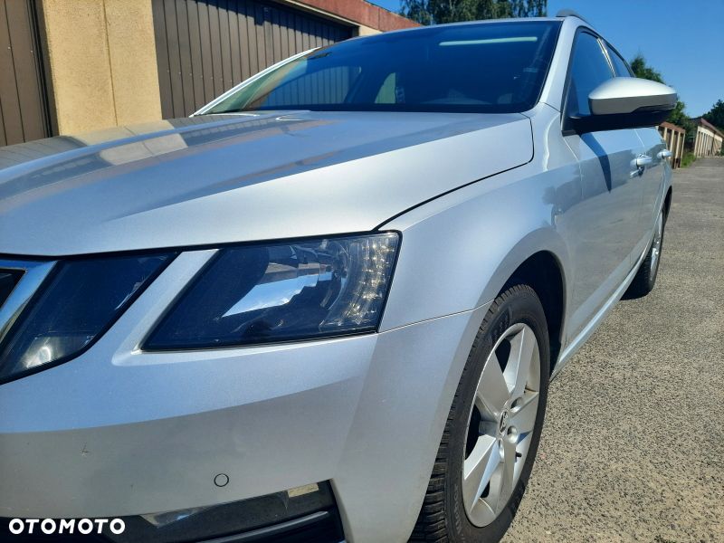 Skoda Octavia 2.0 TDI Ambition EU6 - 25