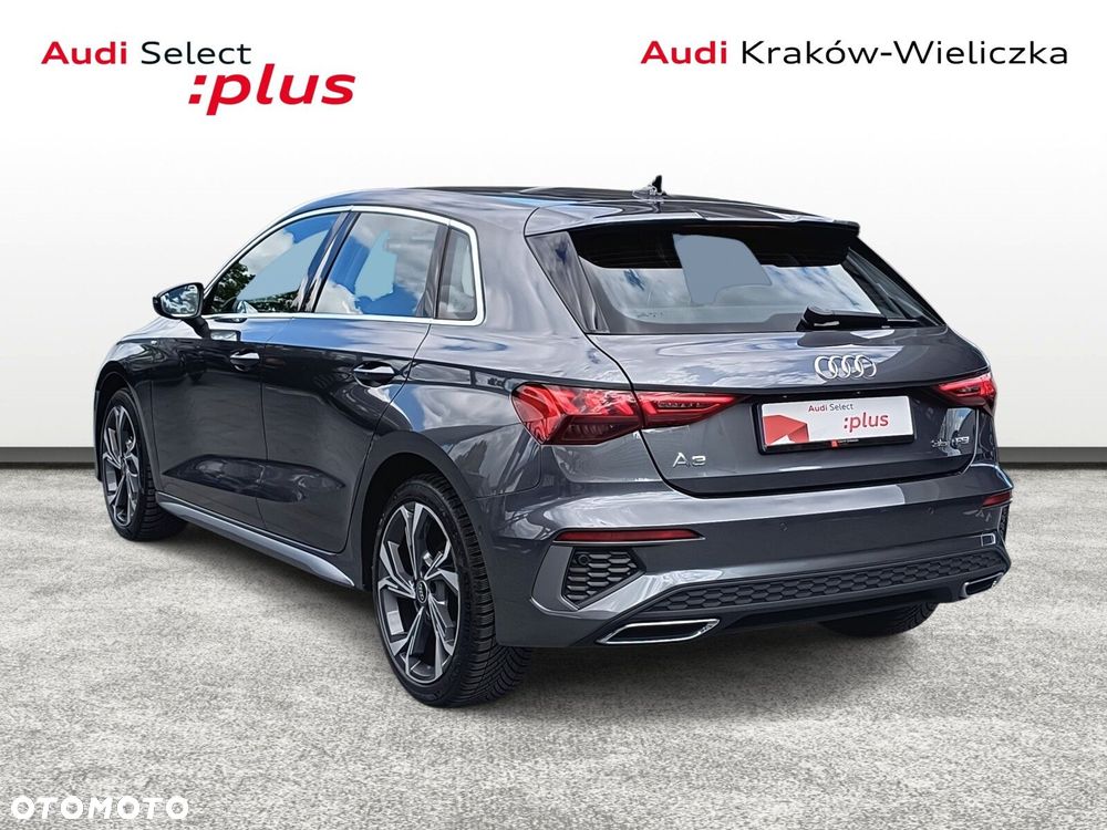 Audi A3 Sportback - 4