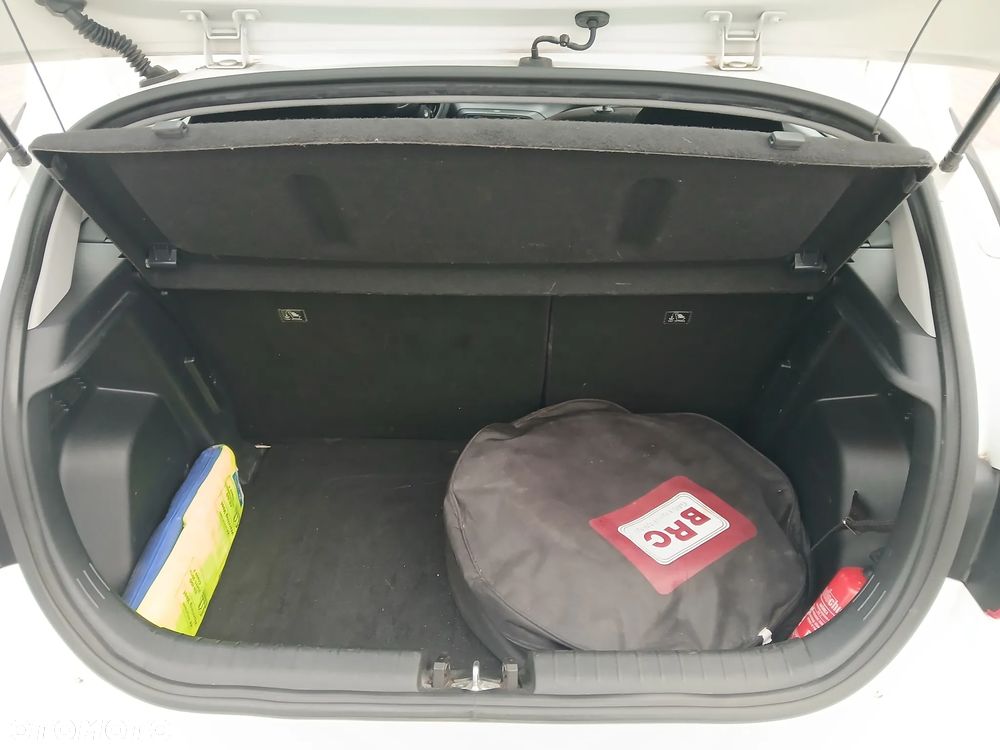 Hyundai i20 1.2 Classic Plus - 12