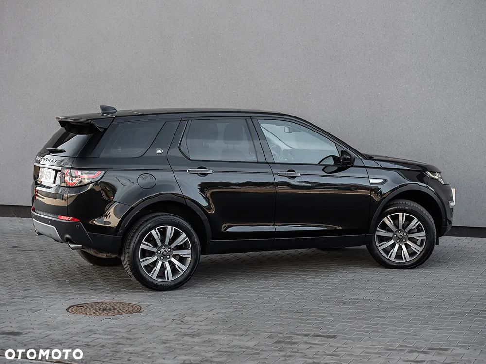 Land Rover Discovery Sport 2.0 D180 R-Dynamic HSE - 17