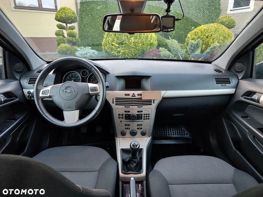 Opel Astra - 10