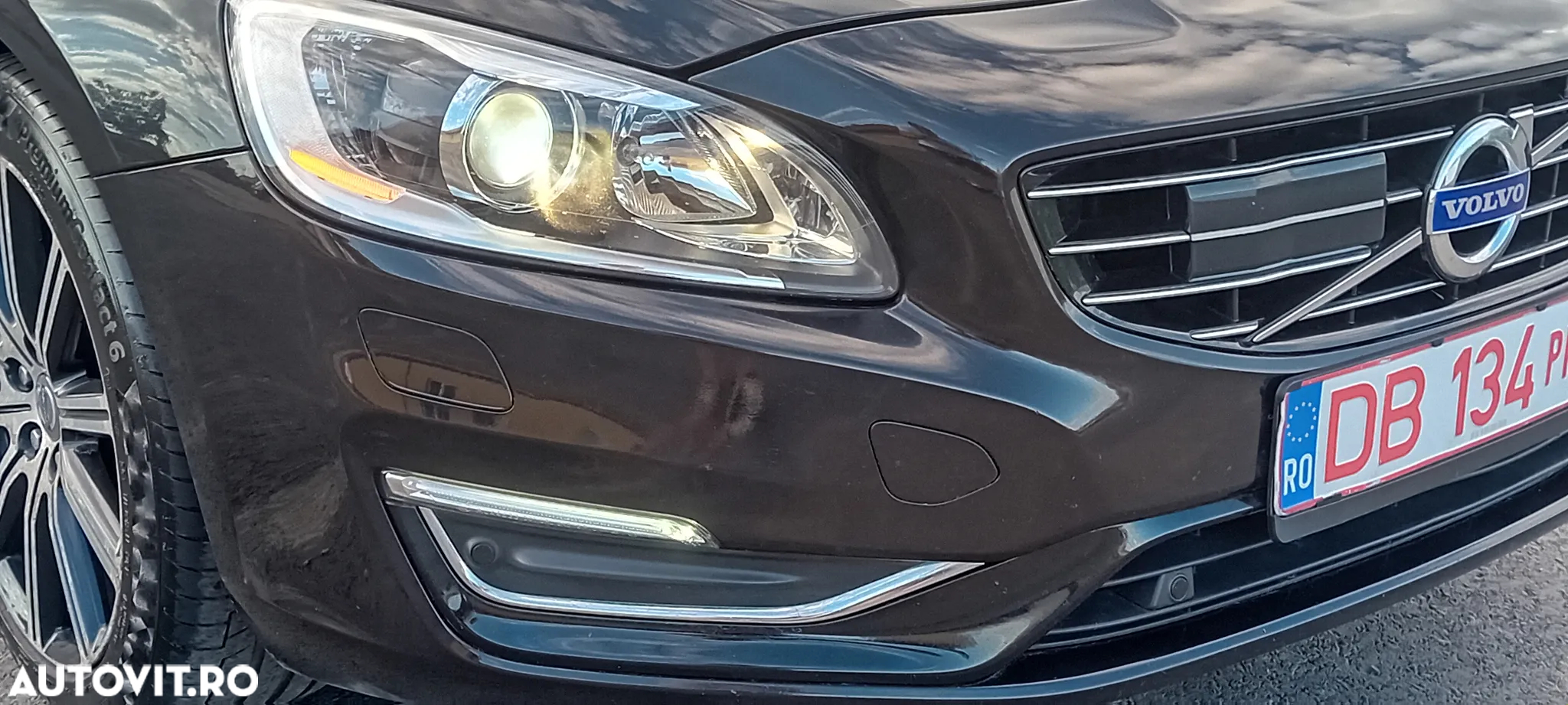 Volvo V60 D6 Plug-In-Hybrid AWD Geartronic Summum - 8