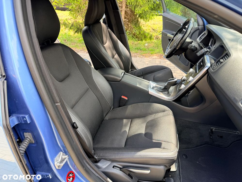 Volvo V60 D4 Drive-E Summum - 14