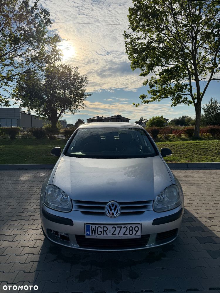 Volkswagen Golf V 1.9 TDI Trendline - 2