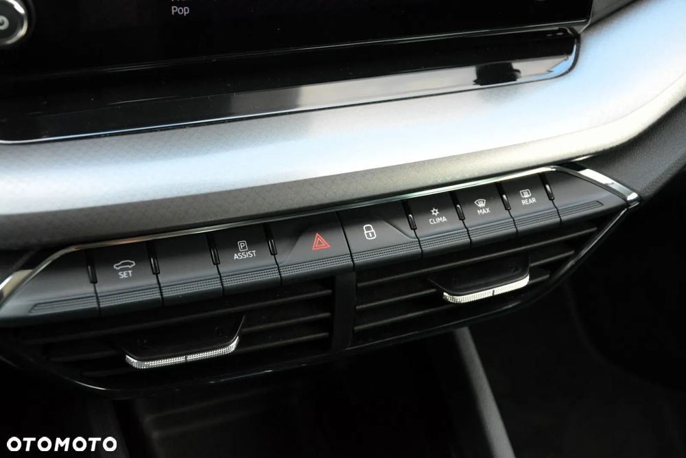 Skoda Octavia 2.0 TDI Ambition DSG - 30