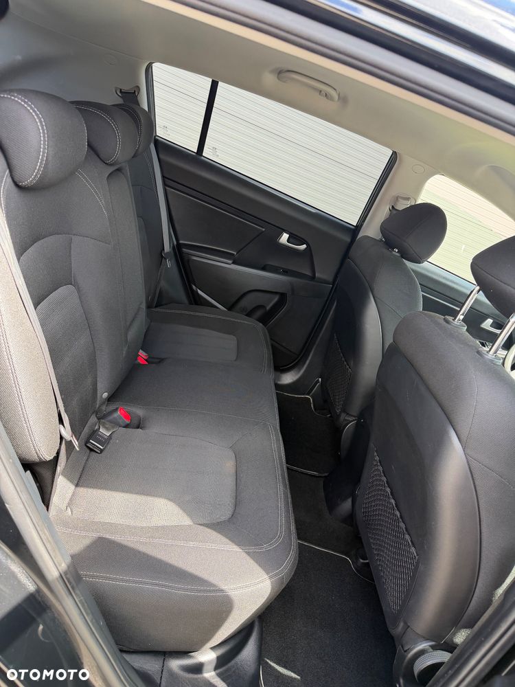 Kia Sportage 1.6 GDI 2WD ISG Spirit - 23
