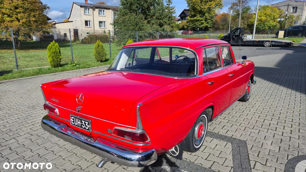 Ford Inny - 37