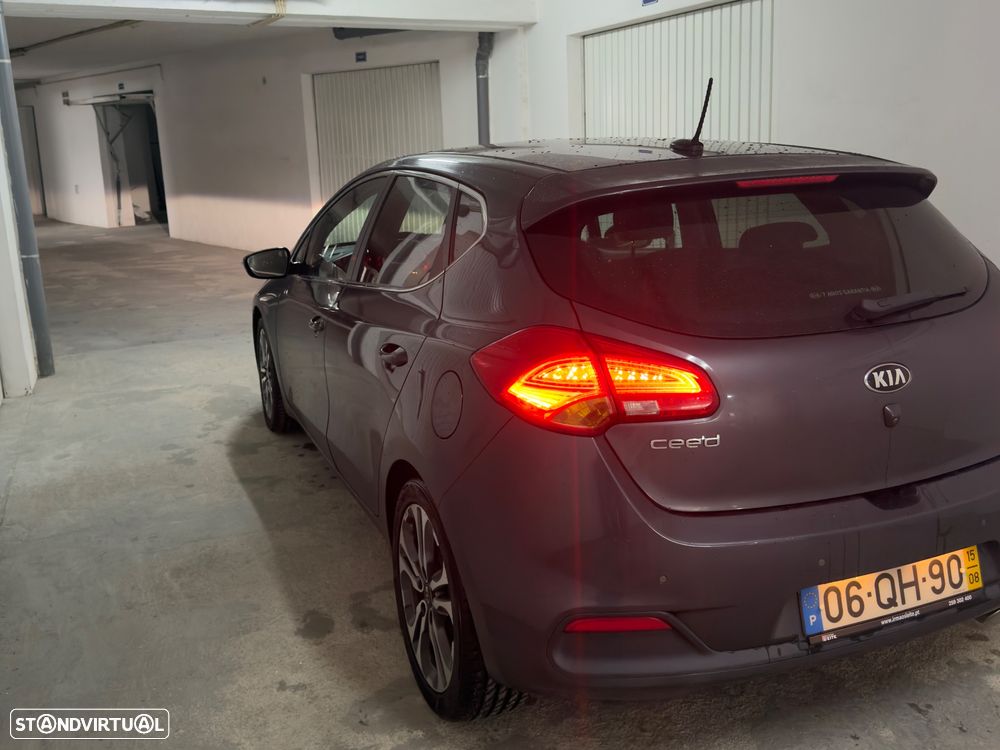 Kia Ceed 1.6 CRDi TX Prime - 5