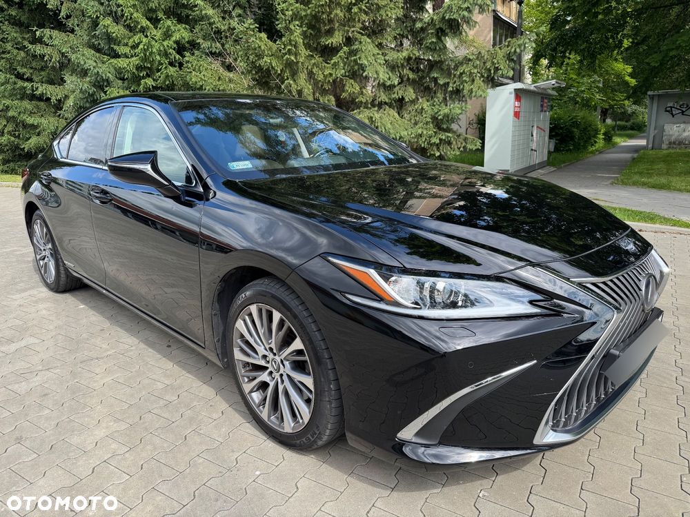 Lexus ES 300h Business Edition + - 1