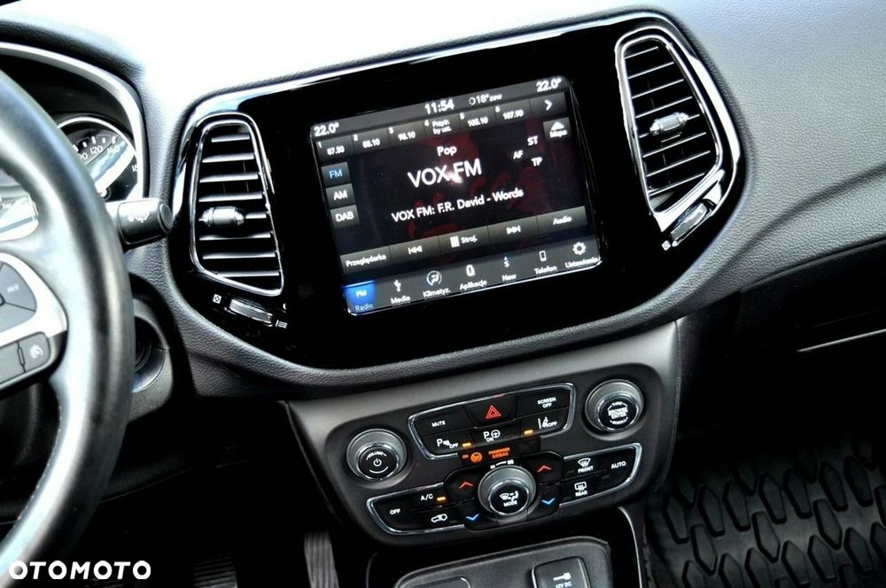 Jeep Compass 1.4 TMair Limited FWD S&S - 32