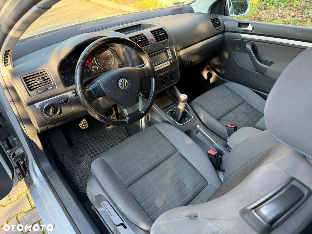 Volkswagen Golf 2.0 TDI Tour - 23