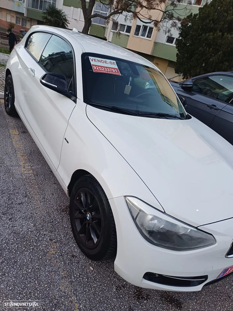 BMW 114 i Sport Line - 1